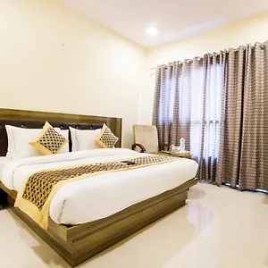 **** Hotel Kelvish Hotel With Airport Pickup India